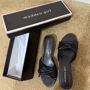 MADDEN GIRL black kitten heels